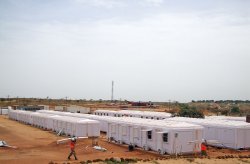 Kabin tapak binaan untuk pekerja perlombongan emas di Senegal