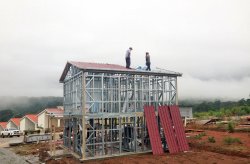 Karmod telah melengkapkan projek rumah keluli di Panama